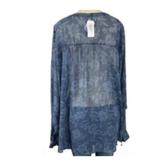 Torrid +6 Blue Sheer Chiffon Floral Split Neck Button Down Long Sleeve Blouse - Picture 4 of 6